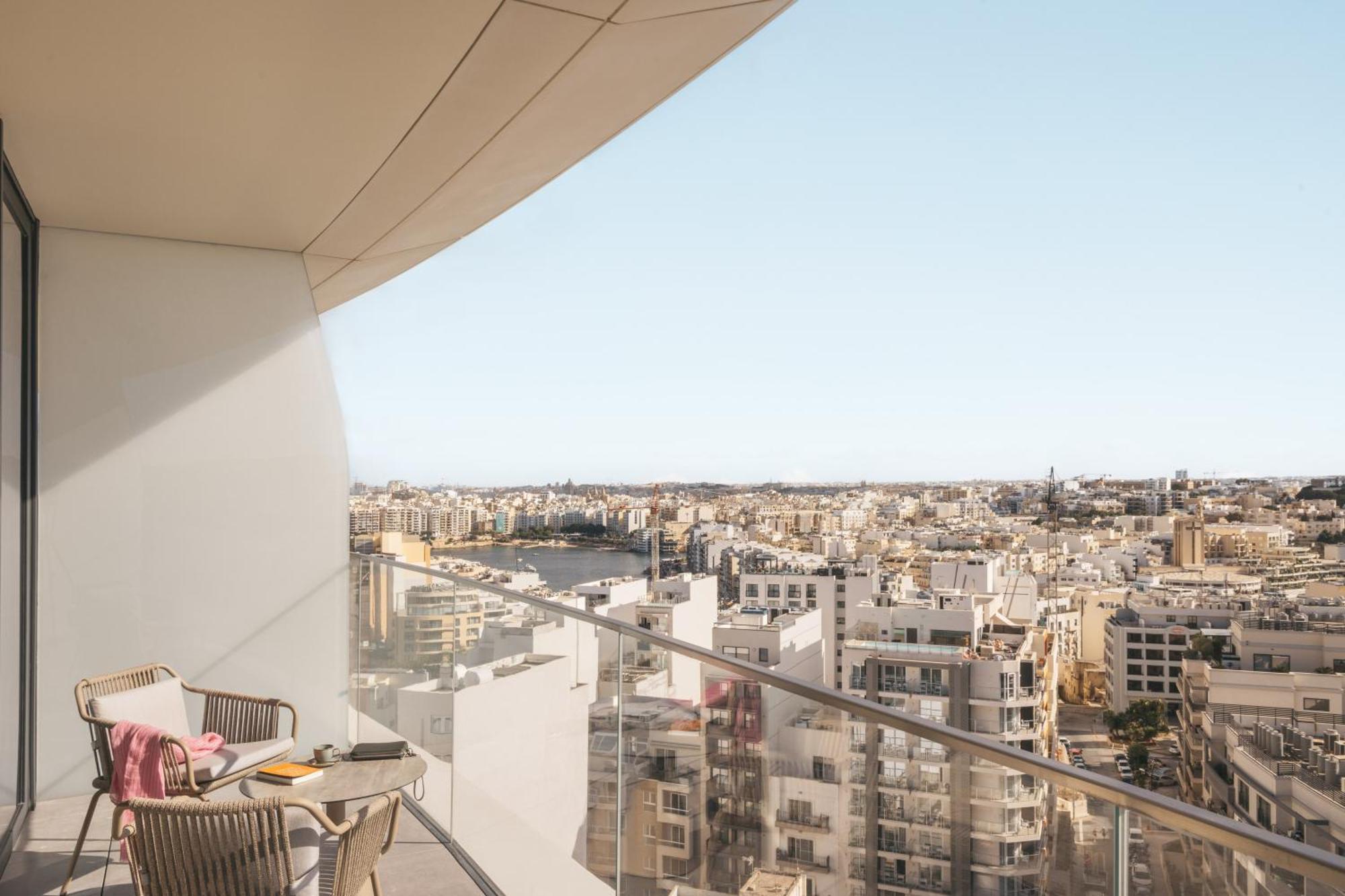 Me Malta By Melia Hotel St. Julian's Exterior foto