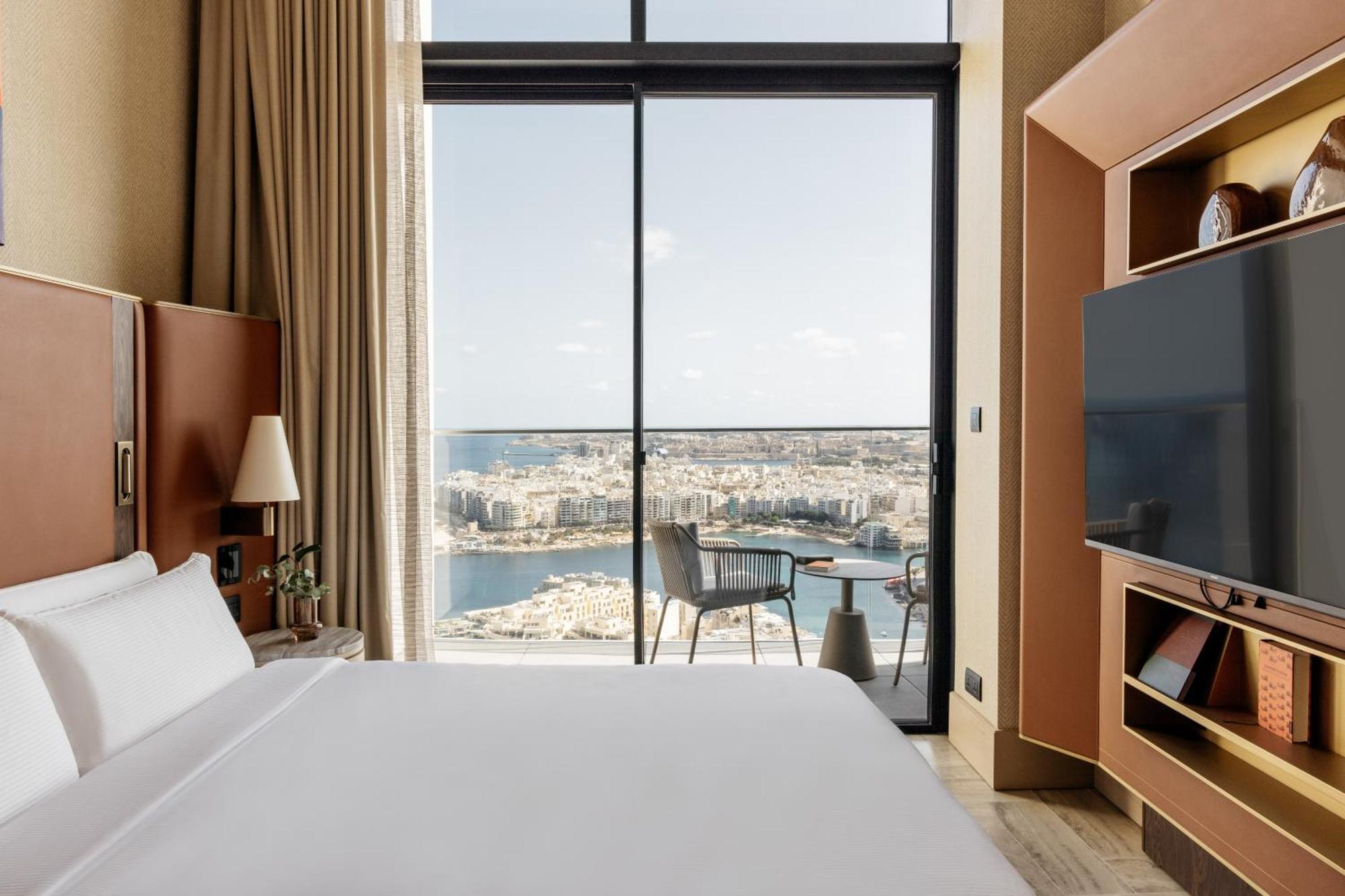 Me Malta By Melia Hotel St. Julian's Exterior foto